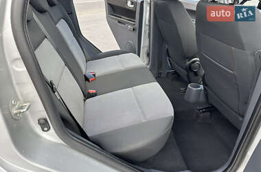 Хетчбек Mitsubishi Colt 2010 в 