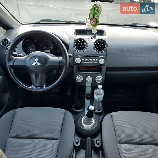 Хэтчбек Mitsubishi Colt 2007 в Городке фото 2 Хэтчбек Mitsubishi Colt 2007 в Городке