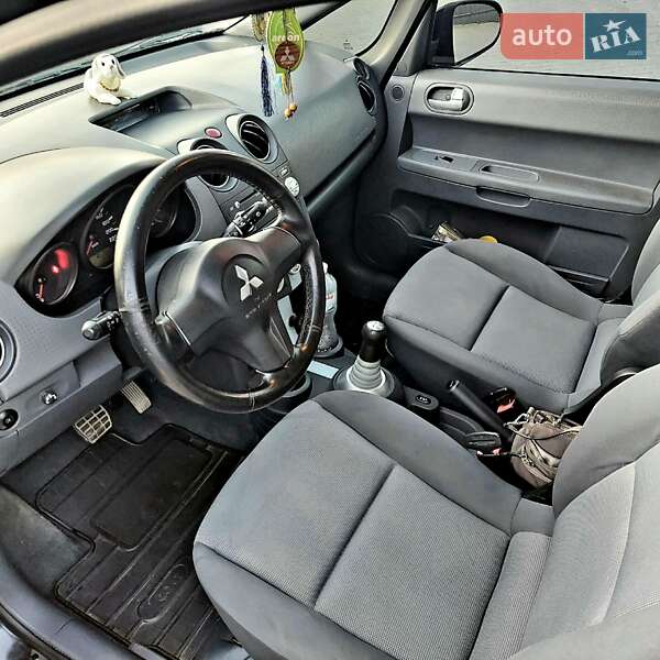 Хэтчбек Mitsubishi Colt 2007 в Городке фото 6 Хэтчбек Mitsubishi Colt 2007 в Городке