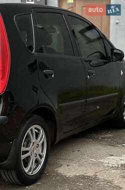 Хэтчбек Mitsubishi Colt 2006 в 