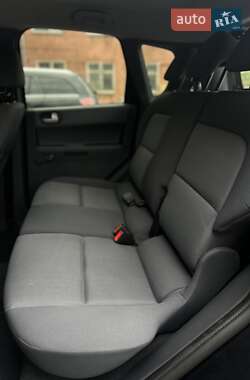 Хэтчбек Mitsubishi Colt 2006 в 