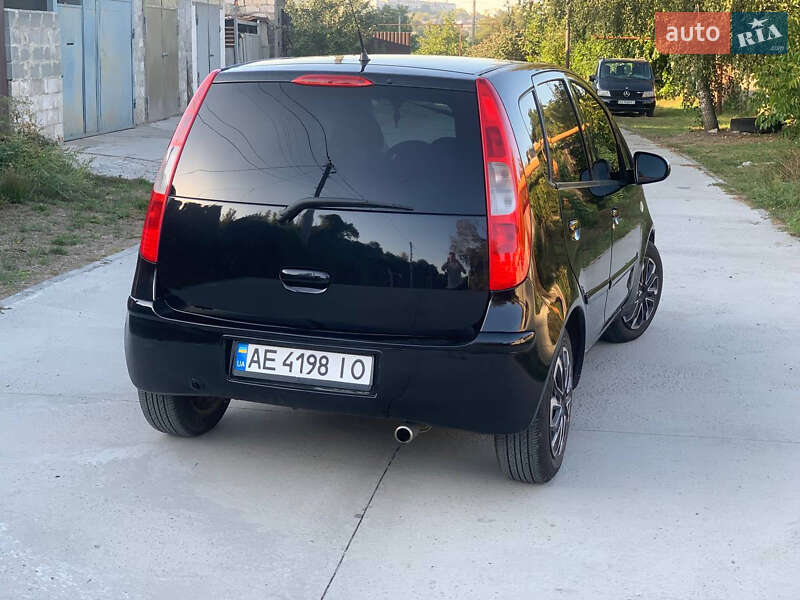Хетчбек Mitsubishi Colt 2007 в Дніпрі