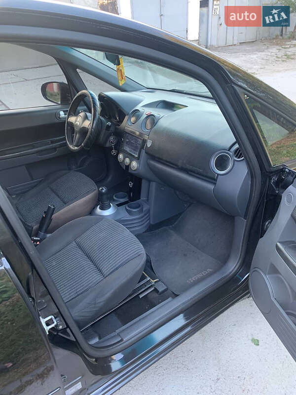 Хетчбек Mitsubishi Colt 2007 в Дніпрі