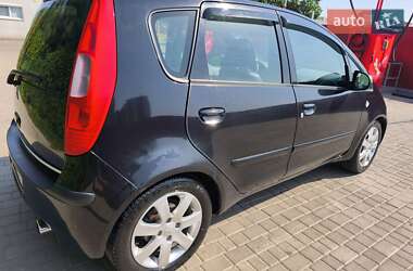 Хэтчбек Mitsubishi Colt 2005 в 