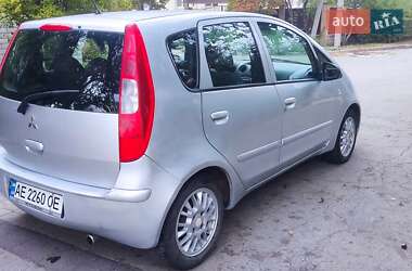 Хэтчбек Mitsubishi Colt 2006 в 