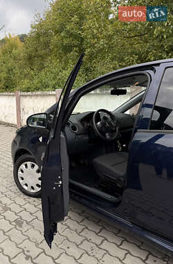 Хетчбек Mitsubishi Colt 2012 в 