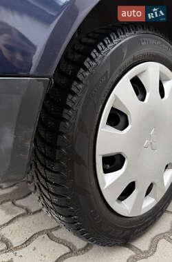 Хетчбек Mitsubishi Colt 2012 в 