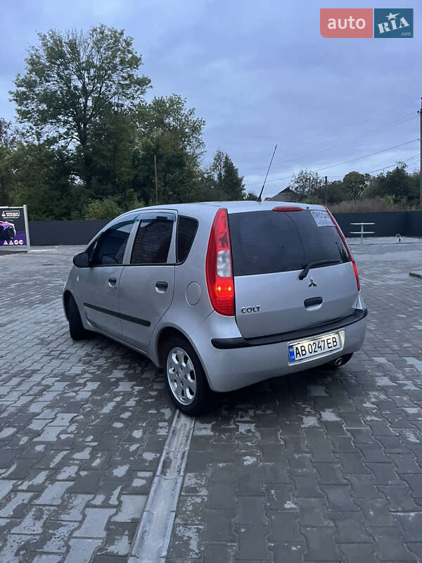 Хэтчбек Mitsubishi Colt 2006 в Баре