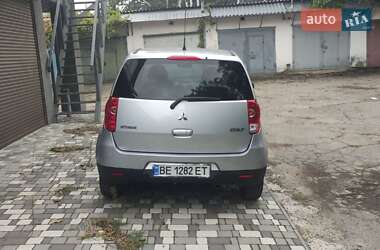 Хетчбек Mitsubishi Colt 2012 в 