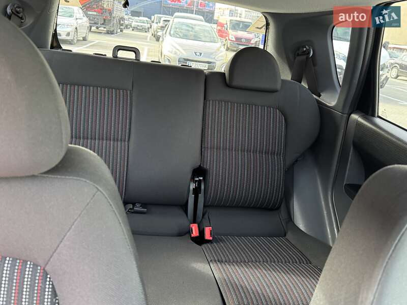Хэтчбек Mitsubishi Colt 2007 в Ивано-Франковске