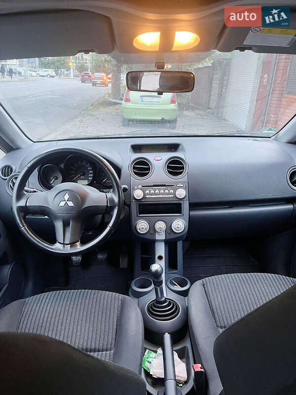 Хэтчбек Mitsubishi Colt 2008 в Одессе