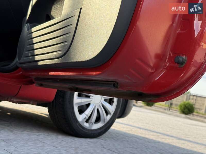 Хэтчбек Mitsubishi Colt 2009 в Львове