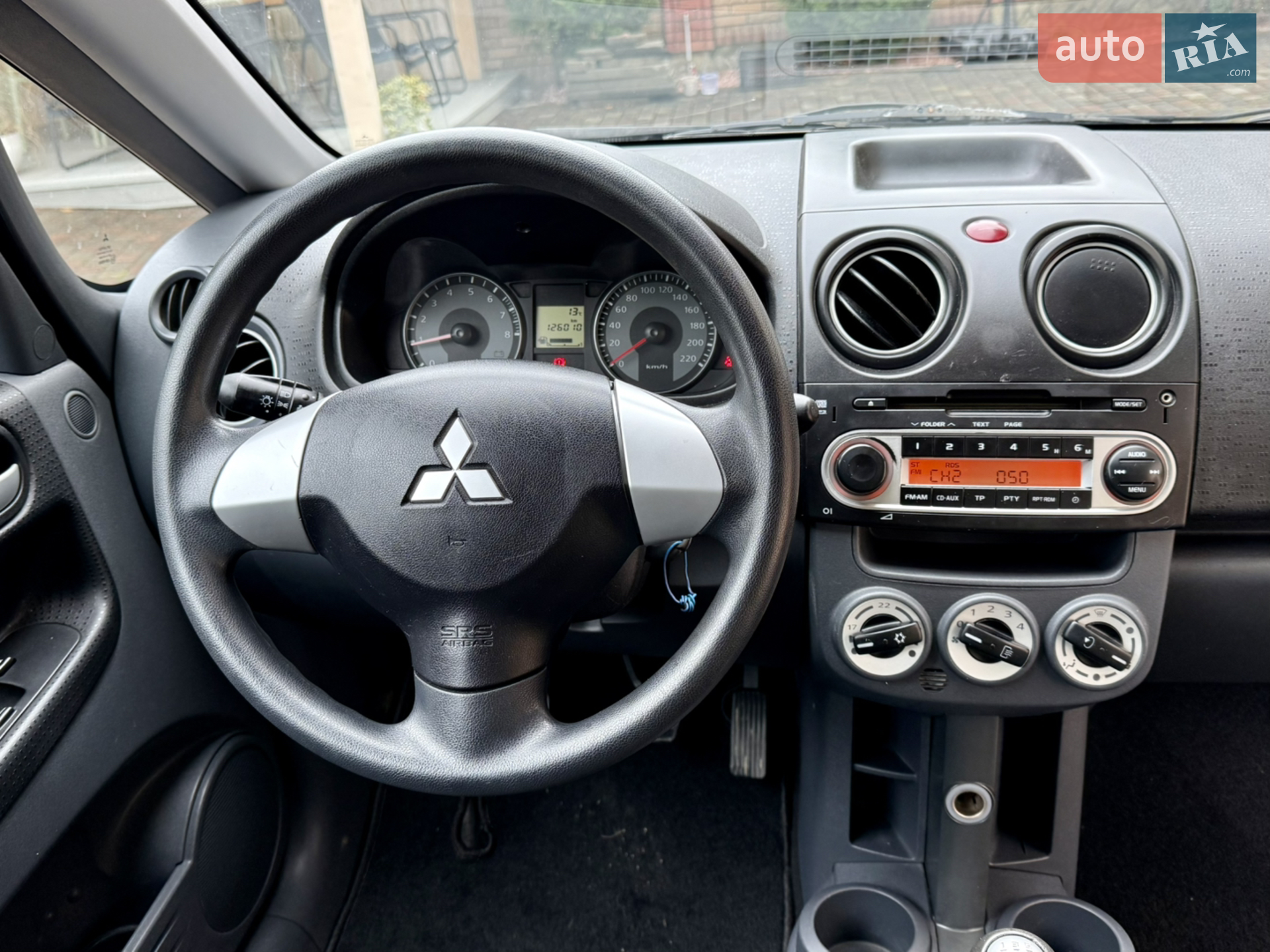 2012 Mitsubishi Colt - мініатюра 13
