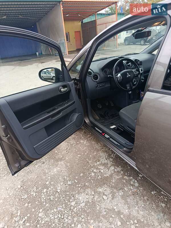 Хэтчбек Mitsubishi Colt 2011 в Балаклее