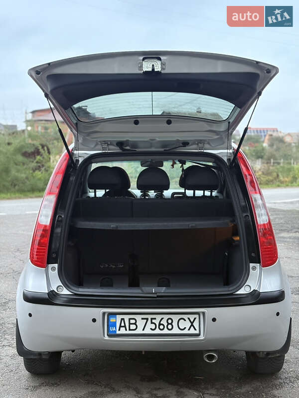 Хэтчбек Mitsubishi Colt 2006 в Виннице