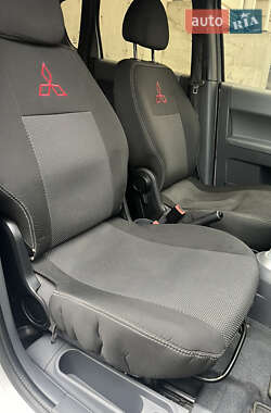 Хэтчбек Mitsubishi Colt 2007 в 