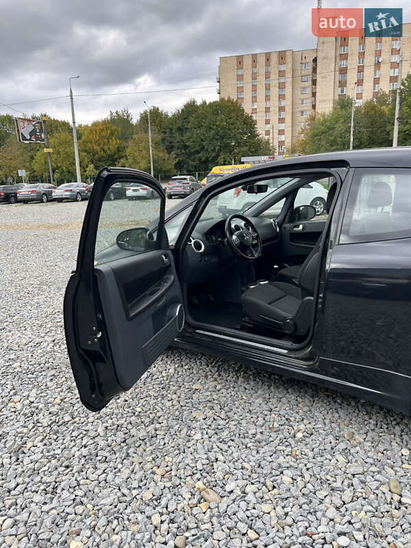 Хетчбек Mitsubishi Colt 2010 в Чернівцях фото 6 Хетчбек Mitsubishi Colt 2010 в Чернівцях