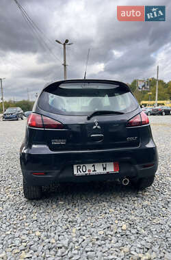 Хэтчбек Mitsubishi Colt 2010 в 