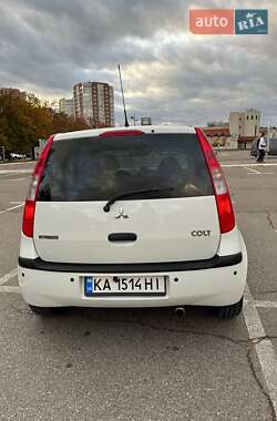 Хетчбек Mitsubishi Colt 2008 в 