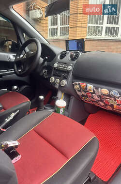 Хетчбек Mitsubishi Colt 2008 в 