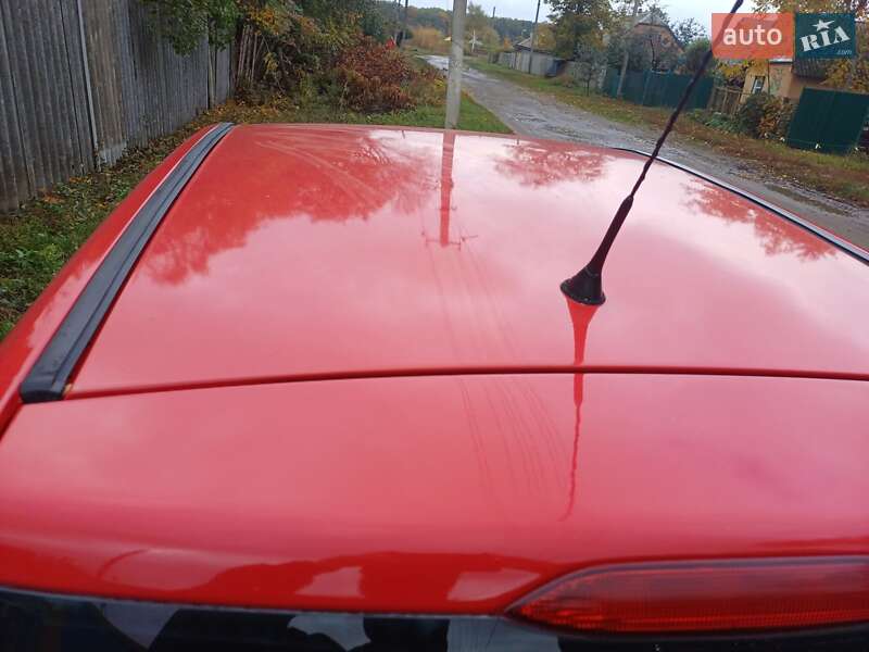 Хэтчбек Mitsubishi Colt 2006 в Валках