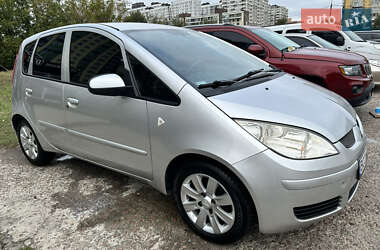 Хэтчбек Mitsubishi Colt 2007 в Киеве