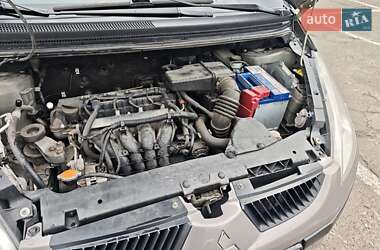 Хетчбек Mitsubishi Colt 2008 в  фото 34 Хетчбек Mitsubishi Colt 2008 в