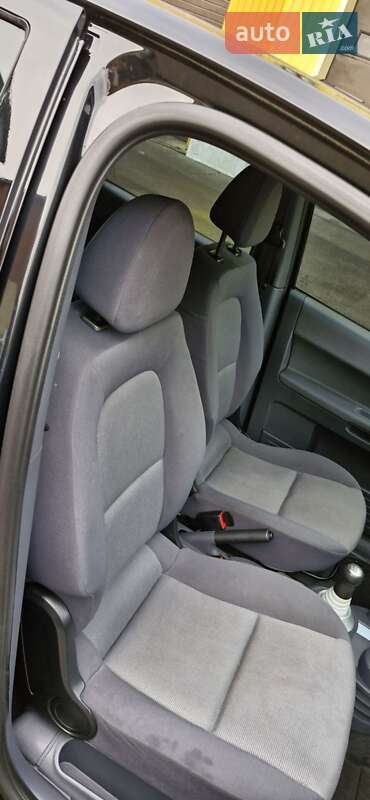Хэтчбек Mitsubishi Colt 2005 в Чернигове