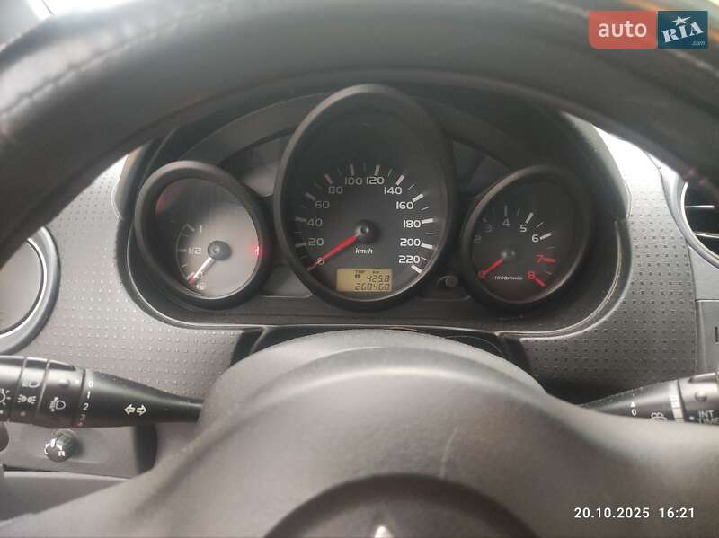 Хетчбек Mitsubishi Colt 2008 в Ічні фото 5 Хетчбек Mitsubishi Colt 2008 в Ічні
