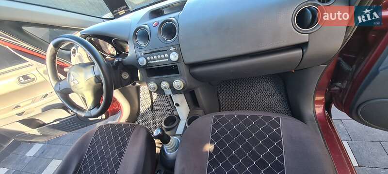 Хетчбек Mitsubishi Colt 2006 в Хмельницькому фото 13 Хетчбек Mitsubishi Colt 2006 в Хмельницькому