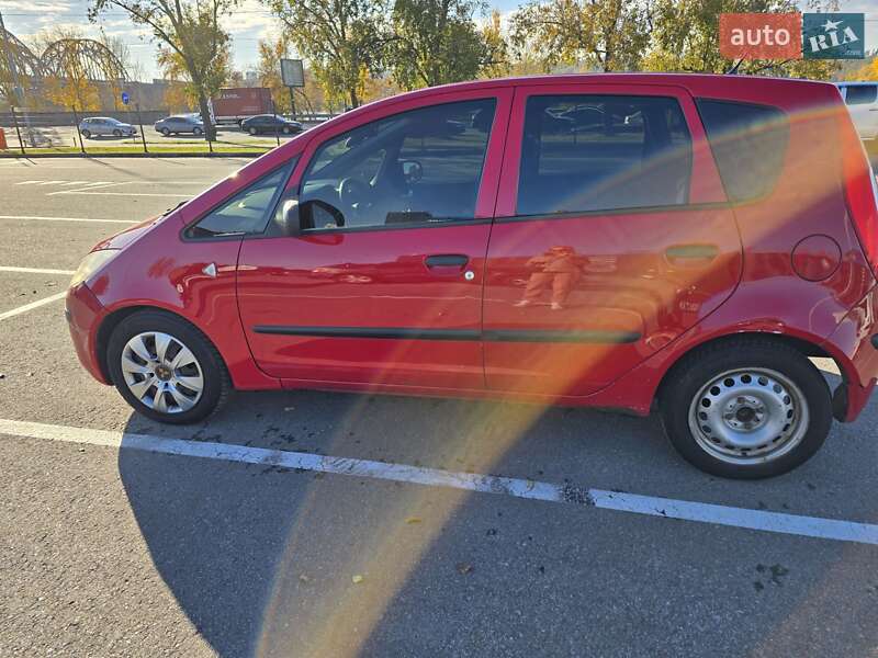 Хетчбек Mitsubishi Colt 2008 в Києві фото 7 Хетчбек Mitsubishi Colt 2008 в Києві