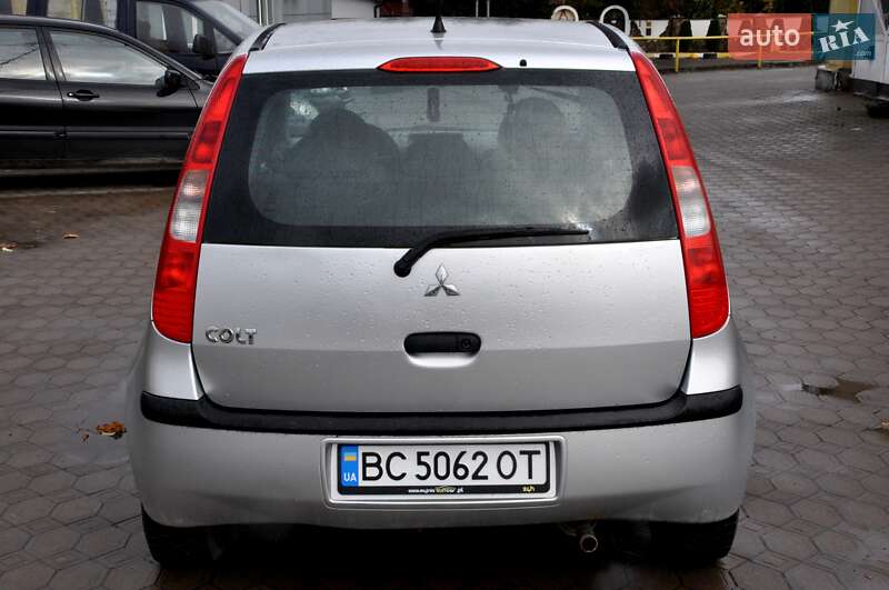 Хэтчбек Mitsubishi Colt 2004 в Львове