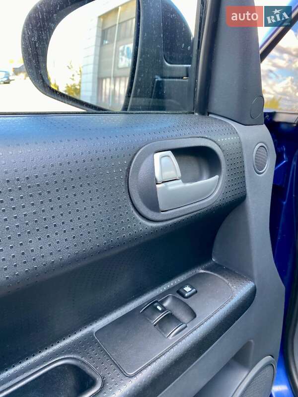 Хэтчбек Mitsubishi Colt 2008 в Запорожье фото 15 Хэтчбек Mitsubishi Colt 2008 в Запорожье