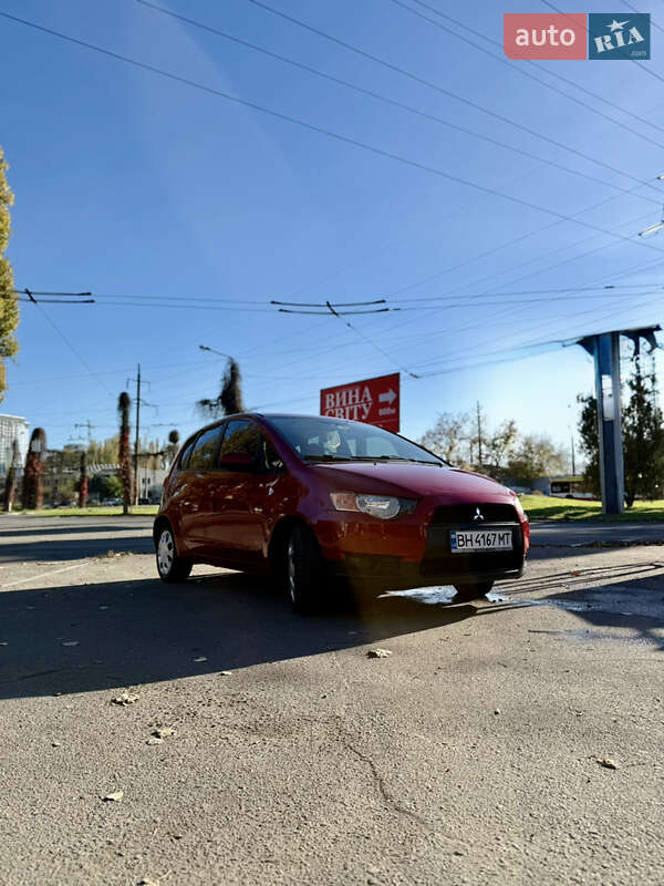 Хэтчбек Mitsubishi Colt 2010 в Одессе