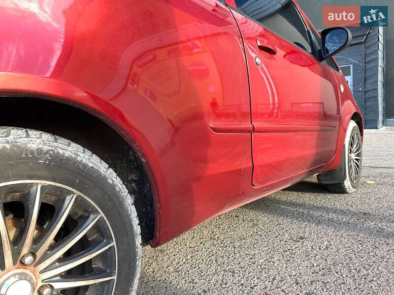 Хэтчбек Mitsubishi Colt 2008 в Новой Водолаге фото 7 Хэтчбек Mitsubishi Colt 2008 в Новой Водолаге