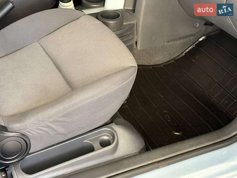 Хетчбек Mitsubishi Colt 2006 в Одесі фото 16 Хетчбек Mitsubishi Colt 2006 в Одесі