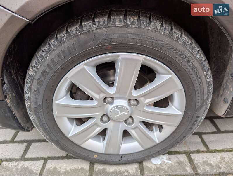 Хетчбек Mitsubishi Colt 2011 в Чернівцях