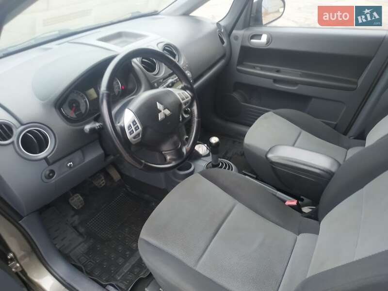 Хетчбек Mitsubishi Colt 2008 в Харкові