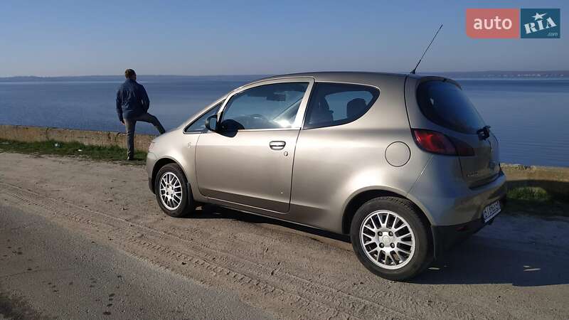 Хетчбек Mitsubishi Colt 2008 в Полтаві фото 4 Хетчбек Mitsubishi Colt 2008 в Полтаві