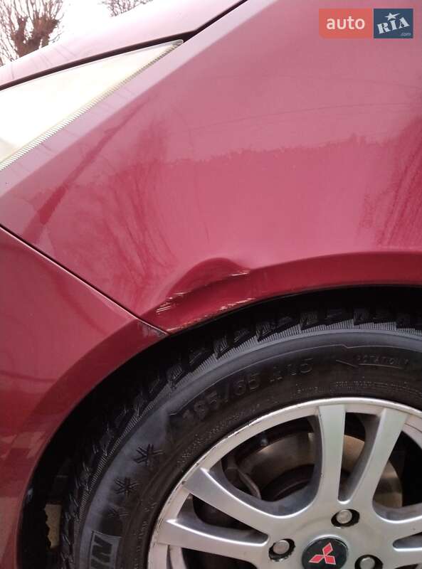 Хэтчбек Mitsubishi Colt 2006 в Кропивницком фото 2 Хэтчбек Mitsubishi Colt 2006 в Кропивницком