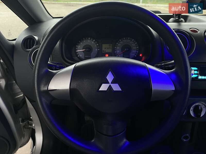 Хетчбек Mitsubishi Colt 2009 в Миколаєві