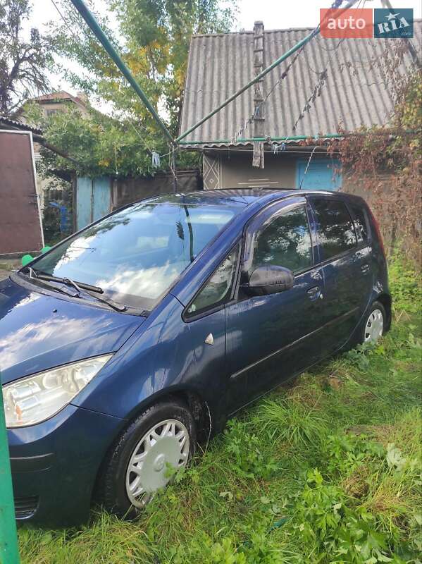 Хэтчбек Mitsubishi Colt 2004 в Почаеве фото 6 Хэтчбек Mitsubishi Colt 2004 в Почаеве