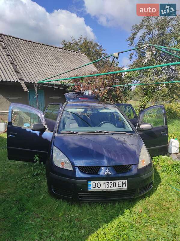Хэтчбек Mitsubishi Colt 2004 в Почаеве фото 13 Хэтчбек Mitsubishi Colt 2004 в Почаеве