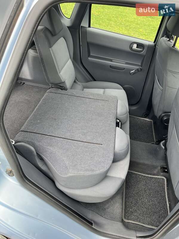 Хетчбек Mitsubishi Colt 2006 в Луцьку фото 14 Хетчбек Mitsubishi Colt 2006 в Луцьку