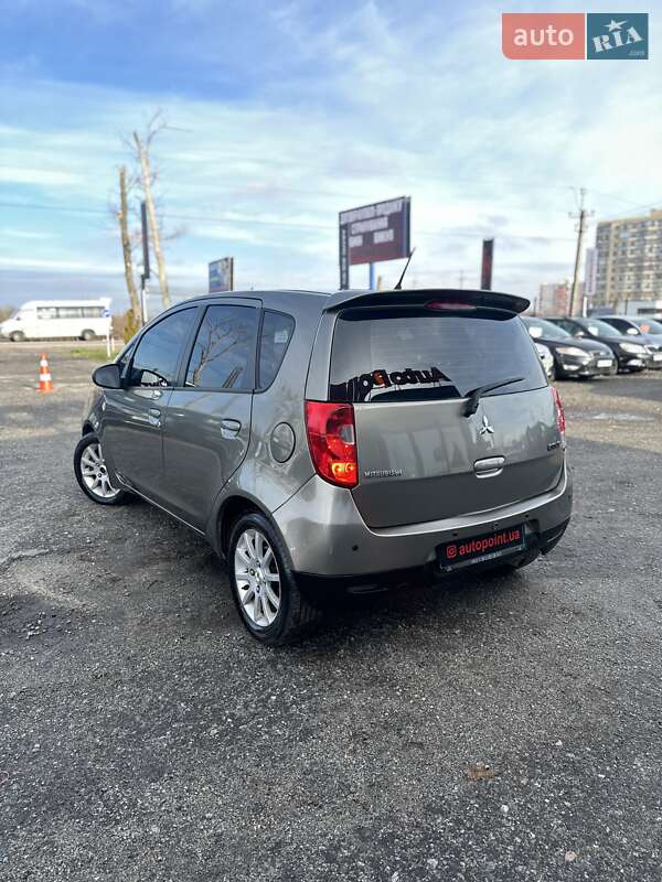 Хетчбек Mitsubishi Colt 2009 в Білогородці