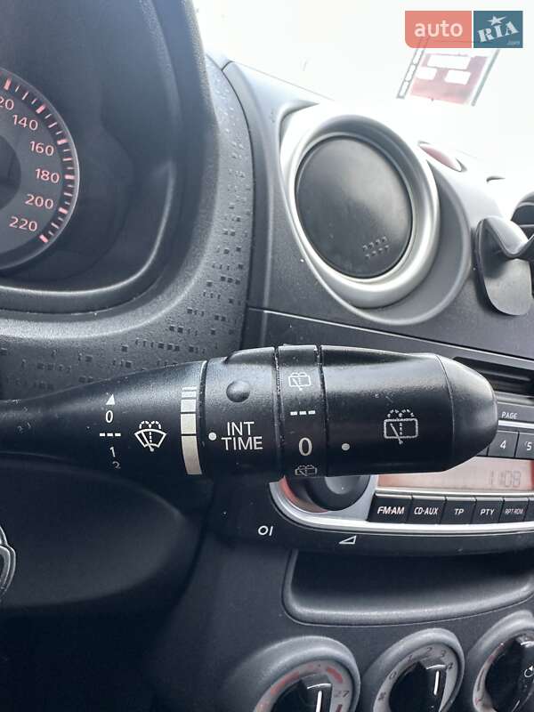 Хетчбек Mitsubishi Colt 2009 в Білогородці