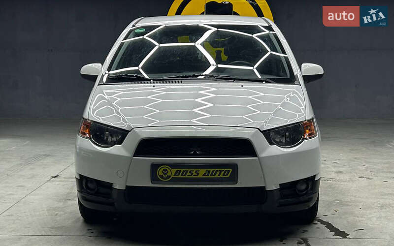 Хэтчбек Mitsubishi Colt 2012 в Черновцах