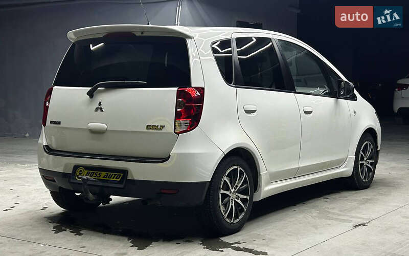 Хэтчбек Mitsubishi Colt 2012 в Черновцах