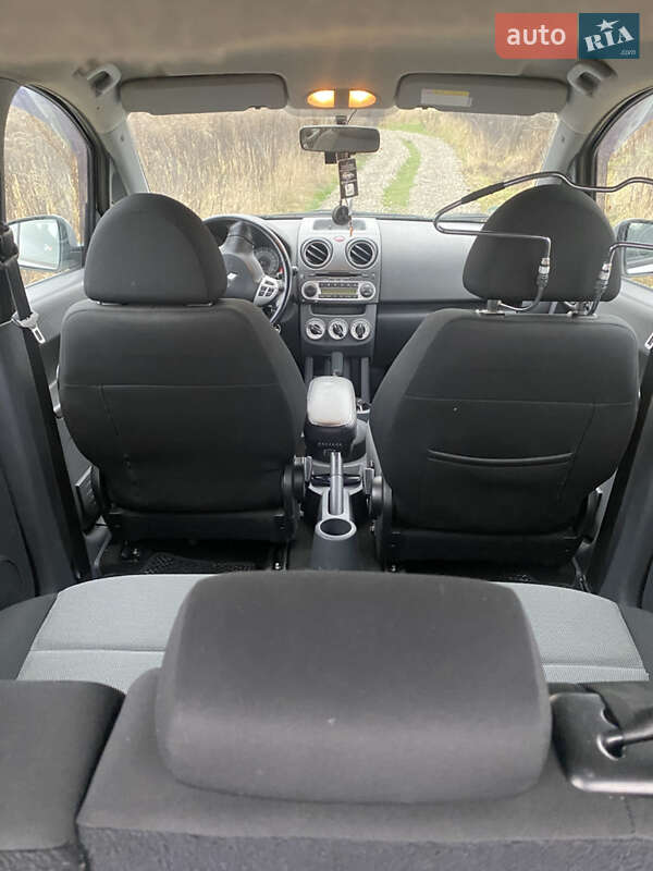 Хетчбек Mitsubishi Colt 2009 в Чернівцях