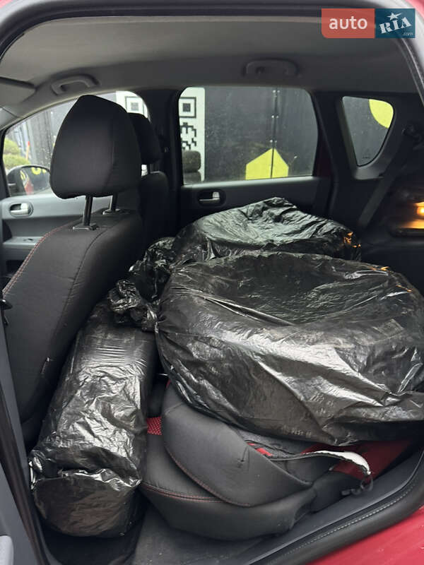 Хетчбек Mitsubishi Colt 2007 в Львові